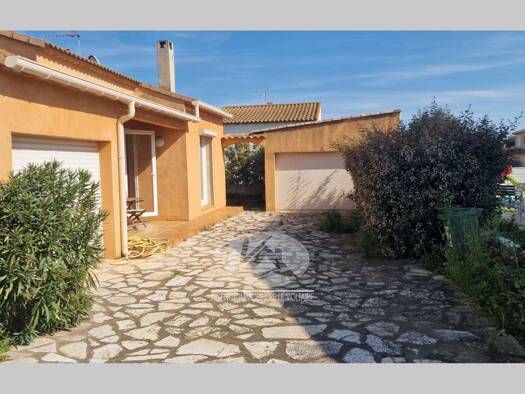 Maison de plain-pied à vendre 273 000 € 4 pièces 3 chambres 80 m² 410 m² de terrain Sérignan 34410
