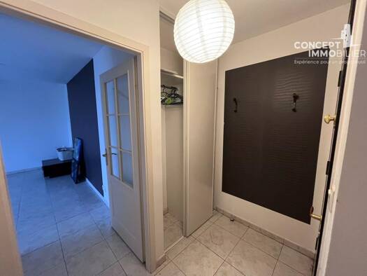 Appartement à louer 540 € 1 pièce 33 m² Étage 3/3 Limousin-Aquitaine-Oury Sud Florange 57190