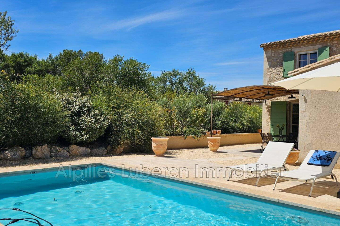 Maison à vendre, 140m², EYGALIERES