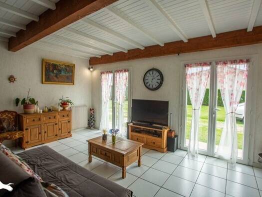 Maison à vendre 199 281 € 5 pièces 3 chambres 130 m² 1 717 m² de terrain Soussac 33790