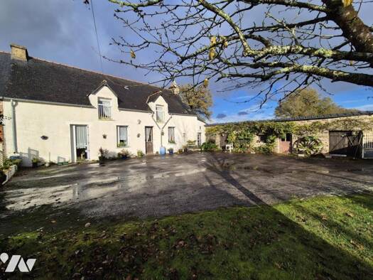 Maison à vendre 126 390 € 5 pièces 4 chambres 118 m² 2 207 m² de terrain Réminiac 56140