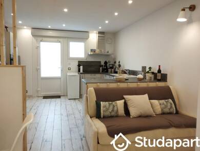 Appartement à louer 690 € 2 pièces 2 chambres 45 m² RDC Saint-Martin-des-Entrées 14400