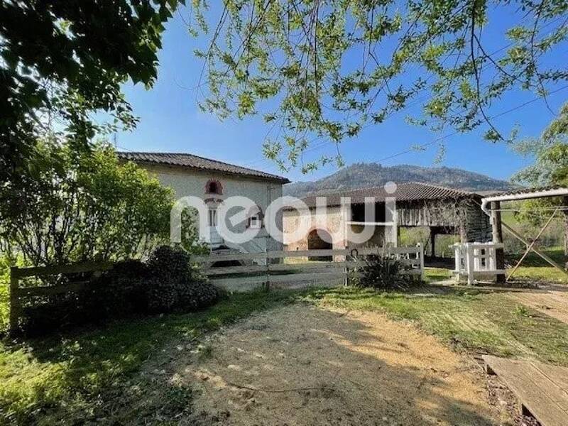 Maison à vendre, 140m², VAUX EN BEAUJOLAIS