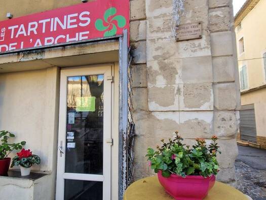 Boutique à vendre Fonds de commerce 35 000 € 47 m² de surface de vente Bollène 84500