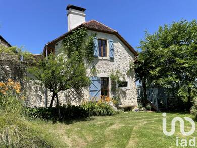 Maison à louer 1 350 € 5 pièces 3 chambres 122 m² 4 000 m² de terrain Parbayse 64360