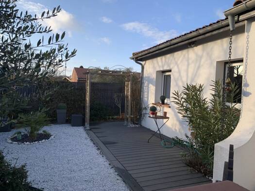 Maison à louer 1 460 € 4 pièces 3 chambres 87 m² Nouveaux Quartiers Pibrac 31820