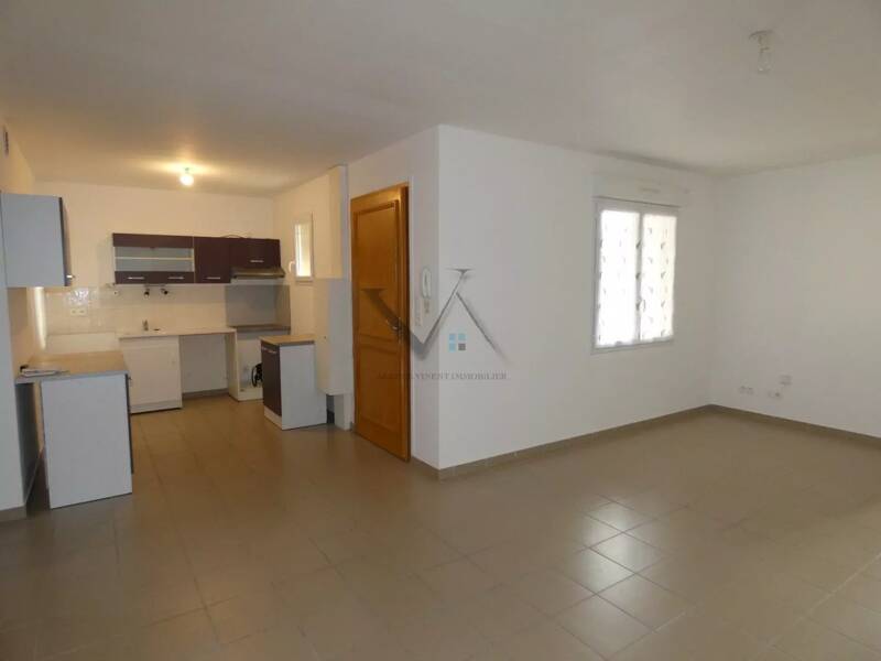 Maison à louer, 68m², CHATEAUNEUF DU RHONE