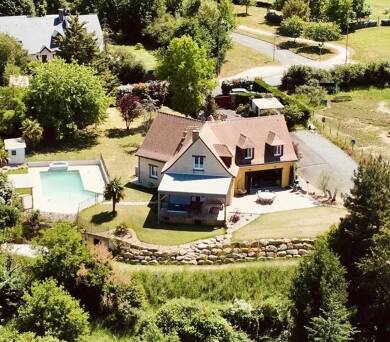 Maison à vendre 745 000 € 7 pièces 5 chambres 195,1 m² 5 244 m² de terrain Centre Sablé-sur-Sarthe 72300