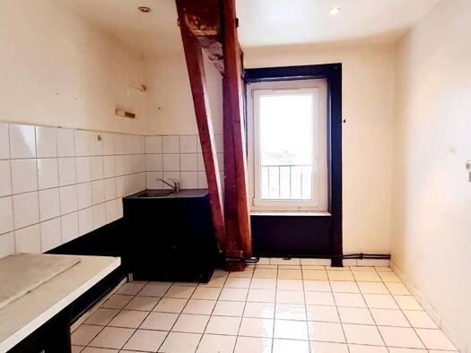 Appartement à vendre 35 000 € 2 pièces 1 chambre 39,3 m² Étage 2/2 Côte Chaude-Montaud Saint-Étienne 42000