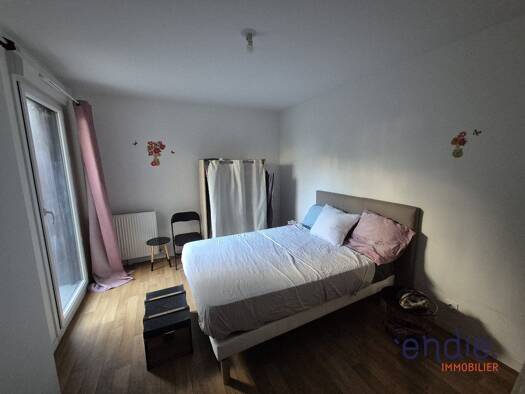 Appartement à vendre 229 000 € 2 pièces 1 chambre 42 m² RDC/4 Centre Bezons 95870