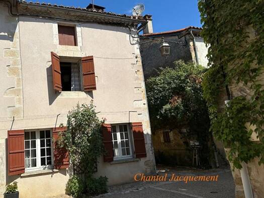 Maison à vendre 124 000 € 5 pièces 3 chambres 120 m² 1 304 m² de terrain Saint-Jean-de-Côle 24800