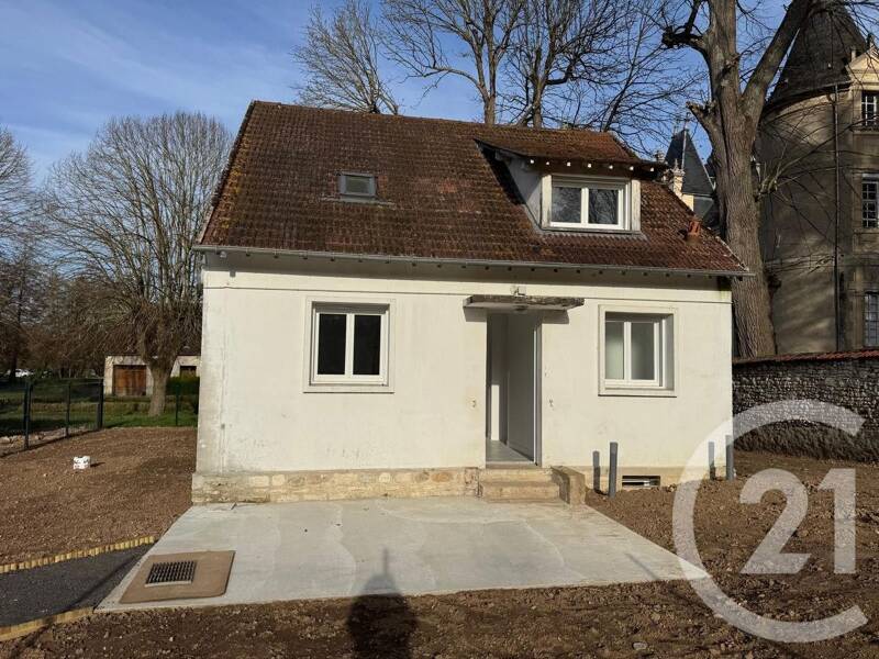 Maison à louer, 83m², GILLES