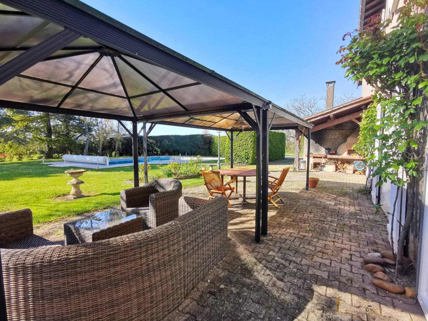 Maison à vendre, 293m², SAINT JEAN DE BOURNAY