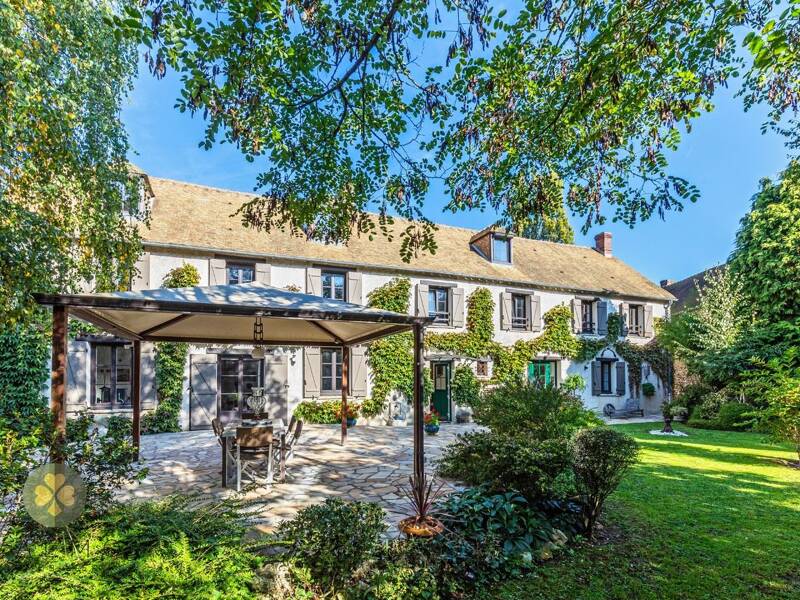 Maison à vendre, 311m², HOUDAN