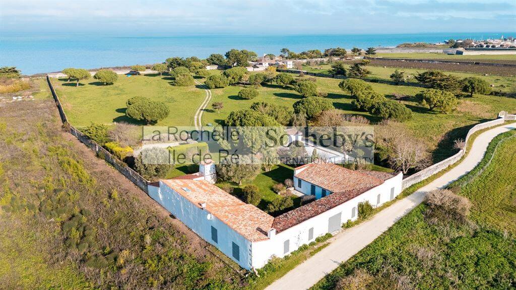 Maison à vendre, 278m², SAINT MARTIN DE RE