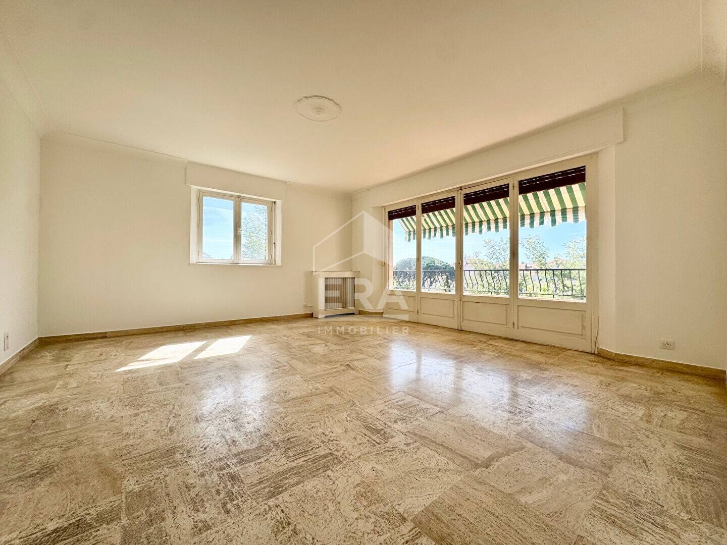 Maison à louer, 88m², CANNES