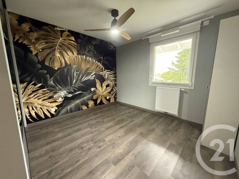 Maison à louer, 63m², SAINT PIERRE EN FAUCIGNY