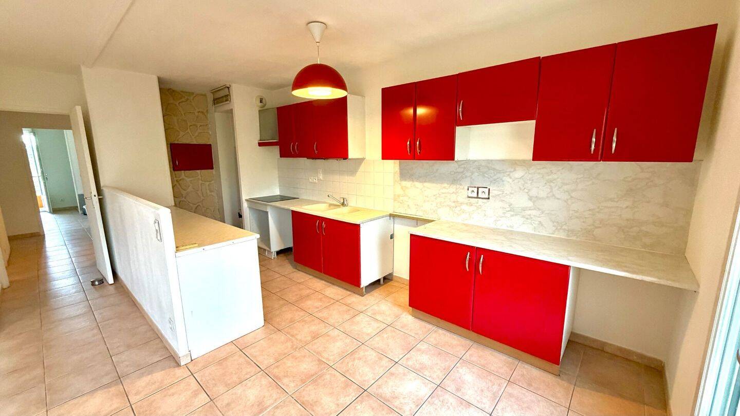 Maison à vendre, 81m², ENTRAIGUES SUR LA SORGUE