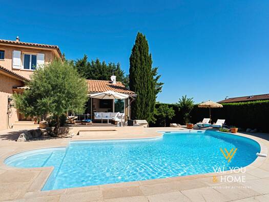 Maison à vendre 749 000 € 9 pièces 4 chambres 242,67 m² 800 m² de terrain Charly 69390