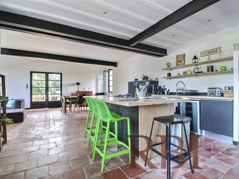 Maison à louer, 200m², MONTBARTIER