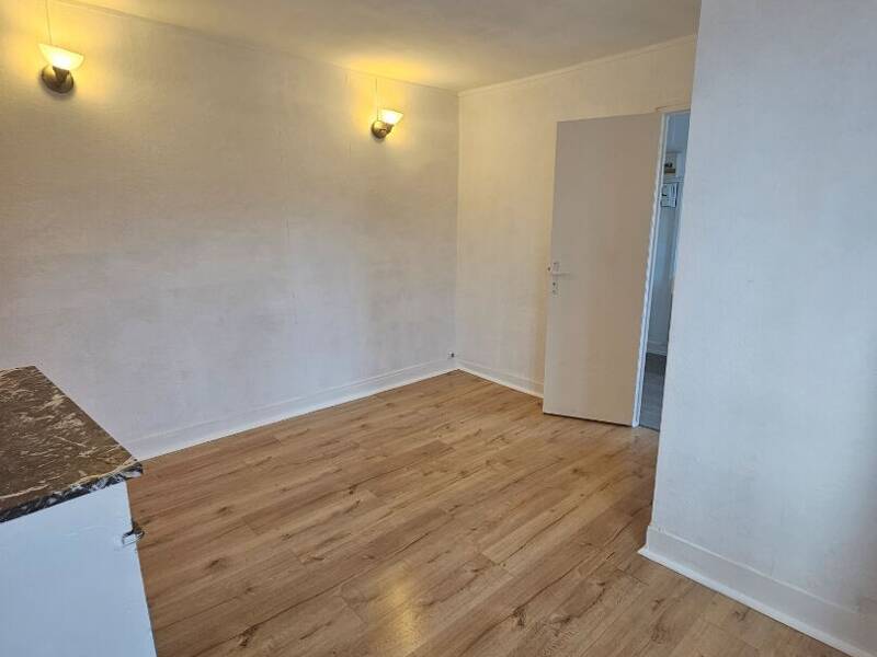 Maison à louer, 18m², GENTILLY