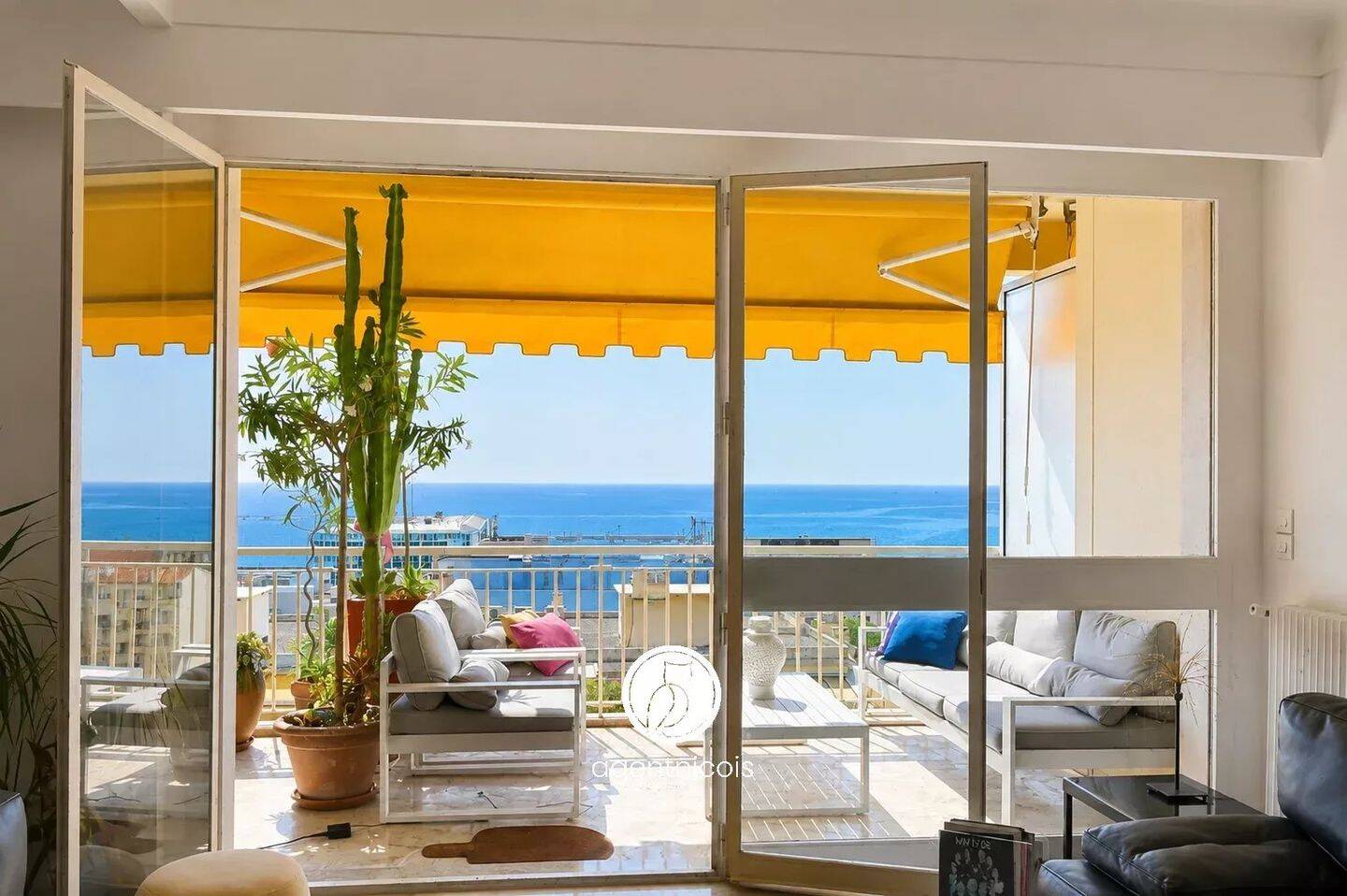 NICE // FABRON : 2 / 3 PIÈCES / TERRASSE / VUE MER / GARAGE — 12