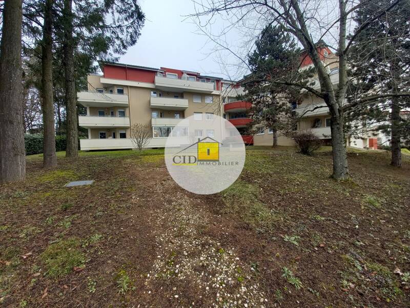 Maison à louer, 66m², SAINT BONNET DE MURE