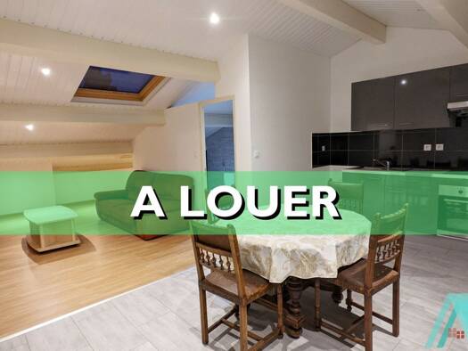 Appartement à louer 990 € 3 pièces 2 chambres 65 m² Étage 1/1 Signes 83870