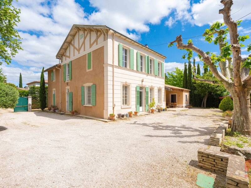 Maison à vendre, 334m², MARSEILLE 12E