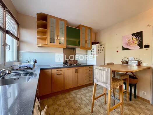 Appartement à vendre 162 000 € 4 pièces 2 chambres 75 m² Étage 2/4 Coulee Verte Meulan-en-Yvelines 78250