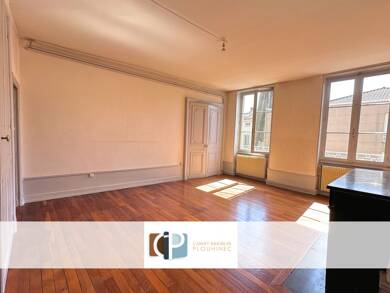 Appartement à vendre 189 000 € 5 pièces 3 chambres 120 m² Étage 2/3 Macon 71000