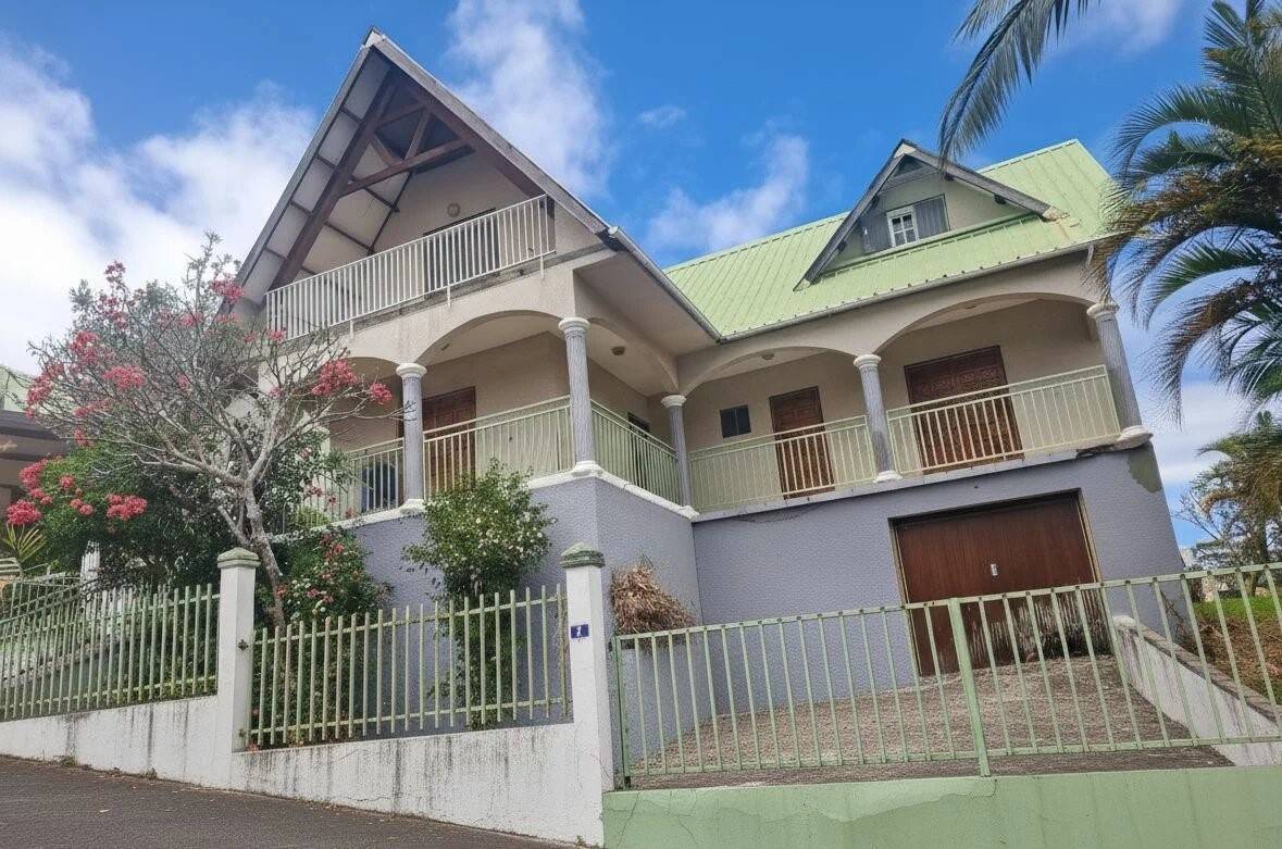 Maison à vendre, 170m², LE TAMPON