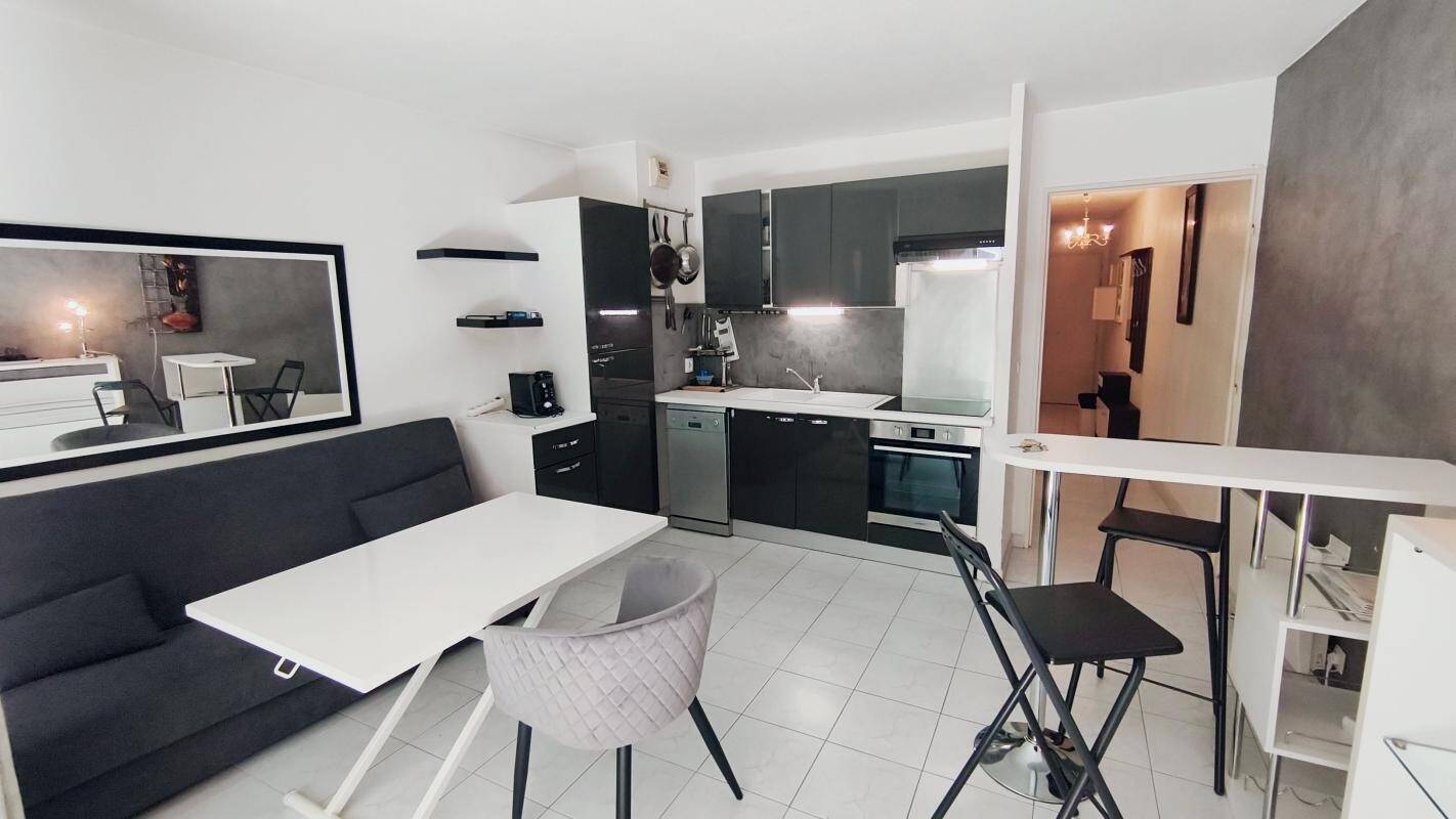 Maison à louer, 37m², VILLENEUVE LOUBET