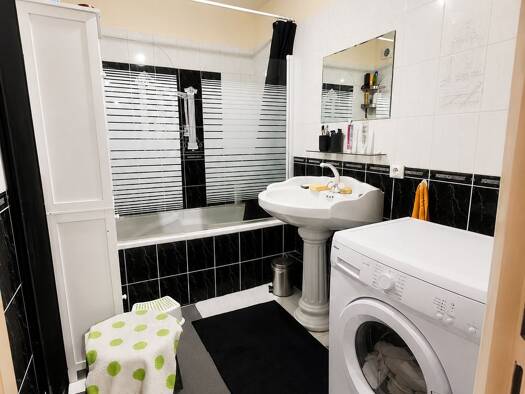 Appartement à vendre 153 000 € 3 pièces 2 chambres 62 m² Étage 1/4 Galilée-Apf Combs-la-Ville 77380