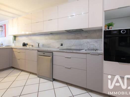 Maison à vendre 399 000 € 6 pièces 3 chambres 247 m² Augny 57685