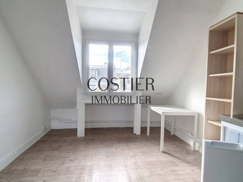 Maison à louer, 12m², PARIS 17E