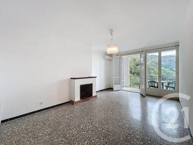 Appartement à louer 890 € 2 pièces 1 chambre 61 m² 4ème étage Ajaccio 20000