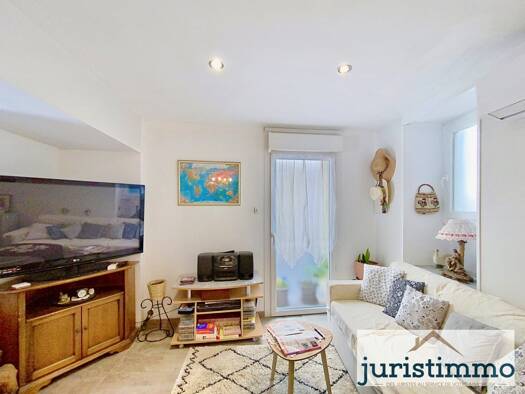 Maison à vendre 230 000 € 7 pièces 4 chambres 135 m² Piolenc 84420