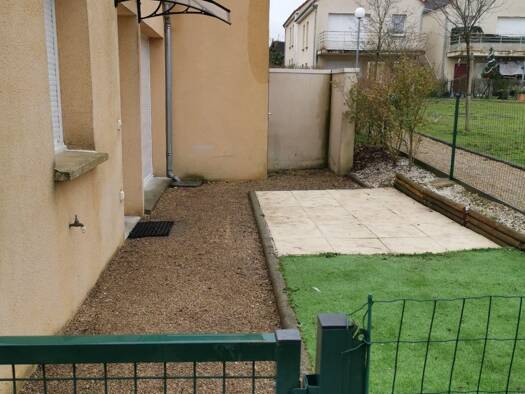 Appartement à vendre 121 000 € 3 pièces 2 chambres 61 m² Pignoux Bourges 18000