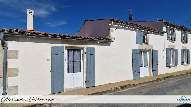 Maison à vendre, 170m², SAINT JEAN DE LIVERSAY