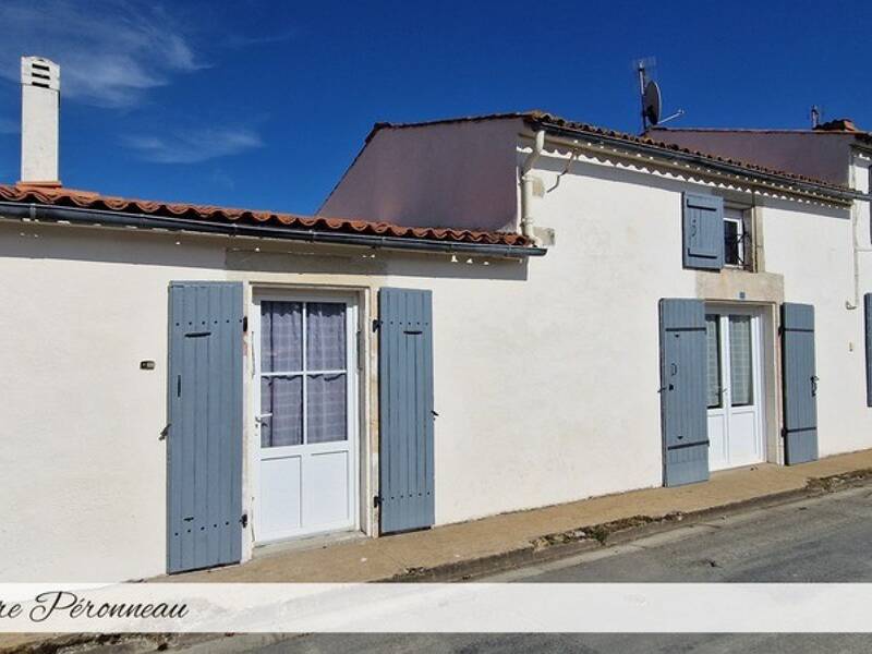 Maison à vendre, 170m², SAINT JEAN DE LIVERSAY