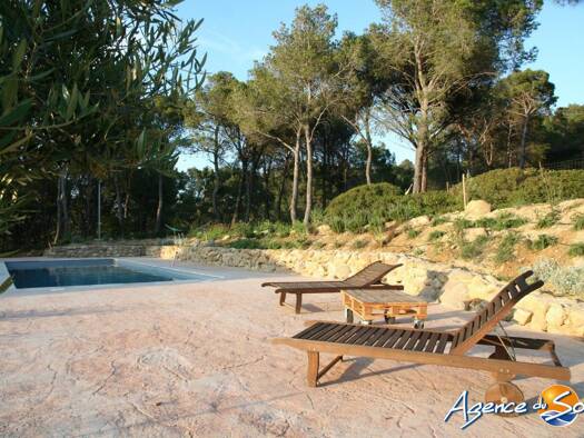 Maison à vendre 840 000 € 6 pièces 4 chambres 224 m² 9 667 m² de terrain Armissan 11110
