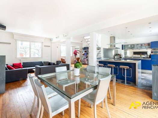 Maison à vendre 1 650 000 € 7 pièces 6 chambres 172 m² 513 m² de terrain Mederic La Garenne-Colombes 92250