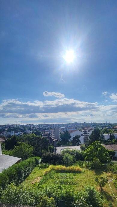 Appartement à vendre 148 000 € 4 pièces 2 chambres 95 m² Étage 2/3 Plateau de la Justice-Lilas Roses Épinal 88000