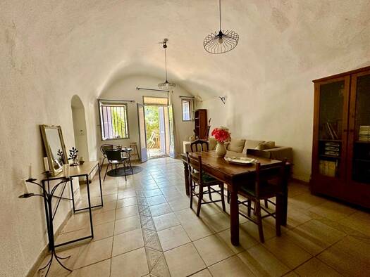 Appartement à vendre 130 000 € 2 pièces 1 chambre 57 m² RDC Malaussène 06710