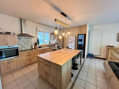 Villa à vendre 250 900 € 7 pièces 5 chambres 170 m² 1 880 m² de terrain Gaja et Villedieu 11300