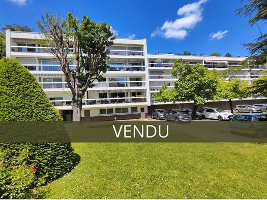 Appartement à vendre 240 000 € 2 pièces 1 chambre 53 m² 3 étages L Etang la Ville 78620