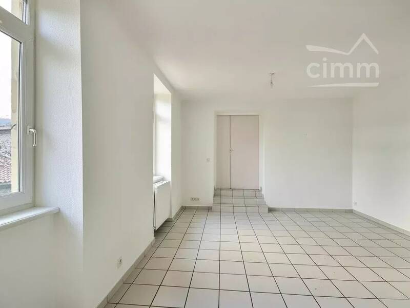 Maison à louer, 81m², MEYSSE