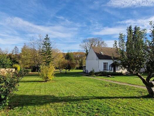 Maison de plain-pied à vendre 435 000 € 3 pièces 1 chambre 110 m² 4 400 m² de terrain Dannemois 91490