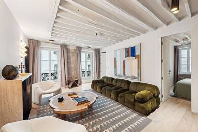 Appartement à vendre 1 690 000 € 3 pièces 2 chambres 73 m² Étage 3/6 Saint Thomas d'Aquin Paris 7ème 75007